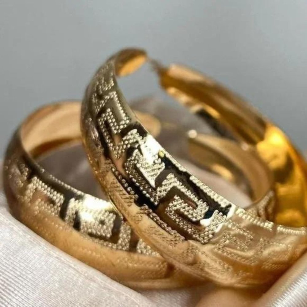 NEW LUXURY 18K GOLD HOOP EARRINGS, WONDERFUL EARRINGS, WOW EARRINGS. - Picture 2 of 7